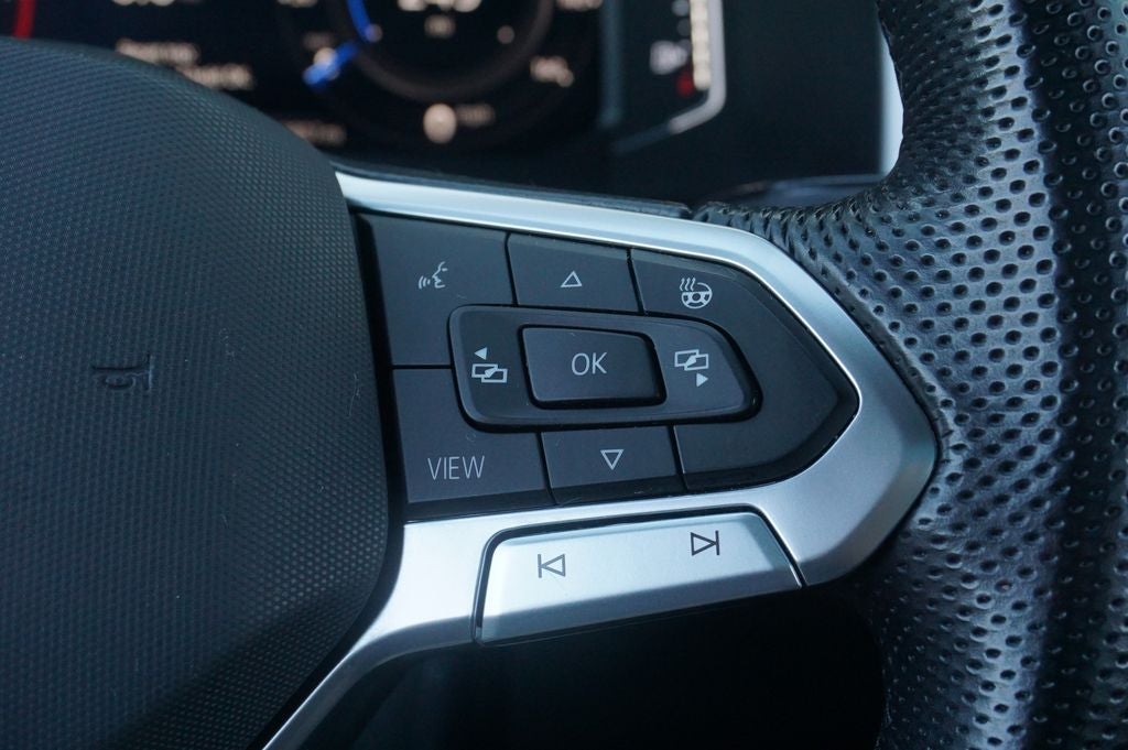 2023 Volkswagen Atlas Cross Sport 3.6L V6 SEL R-Line