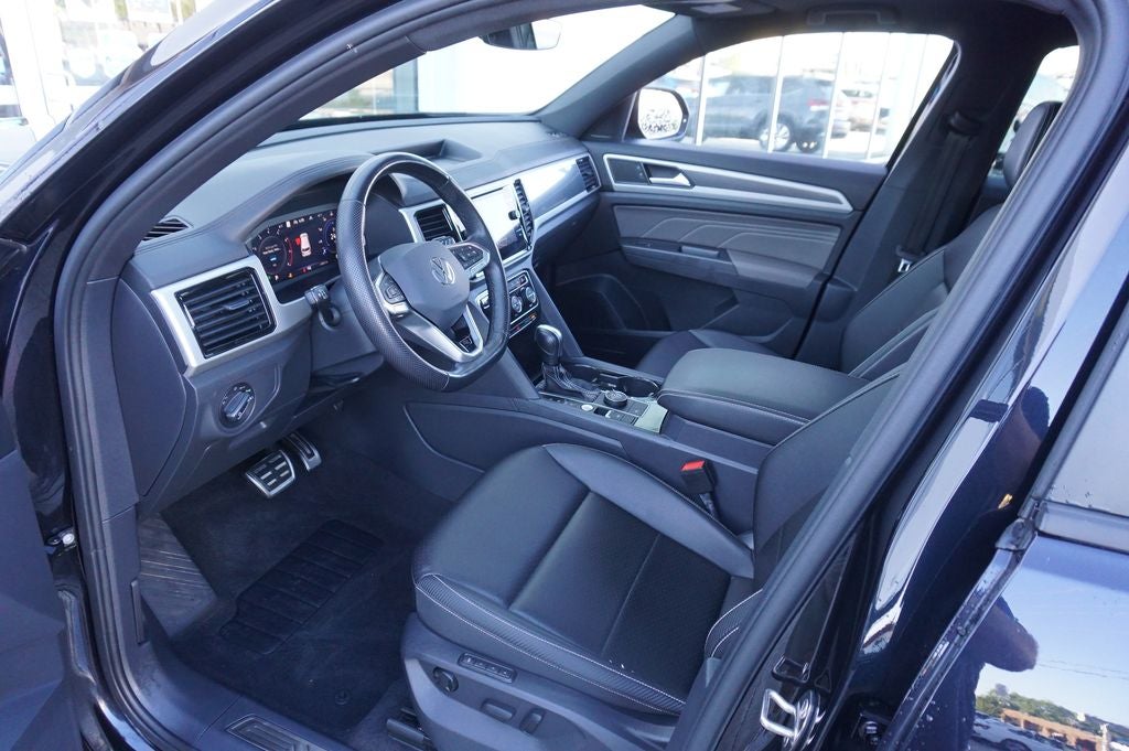 2023 Volkswagen Atlas Cross Sport 3.6L V6 SEL R-Line