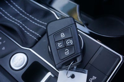 2023 Volkswagen Atlas Cross Sport 3.6L V6 SEL R-Line