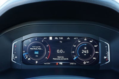 2023 Volkswagen Atlas Cross Sport 3.6L V6 SEL R-Line