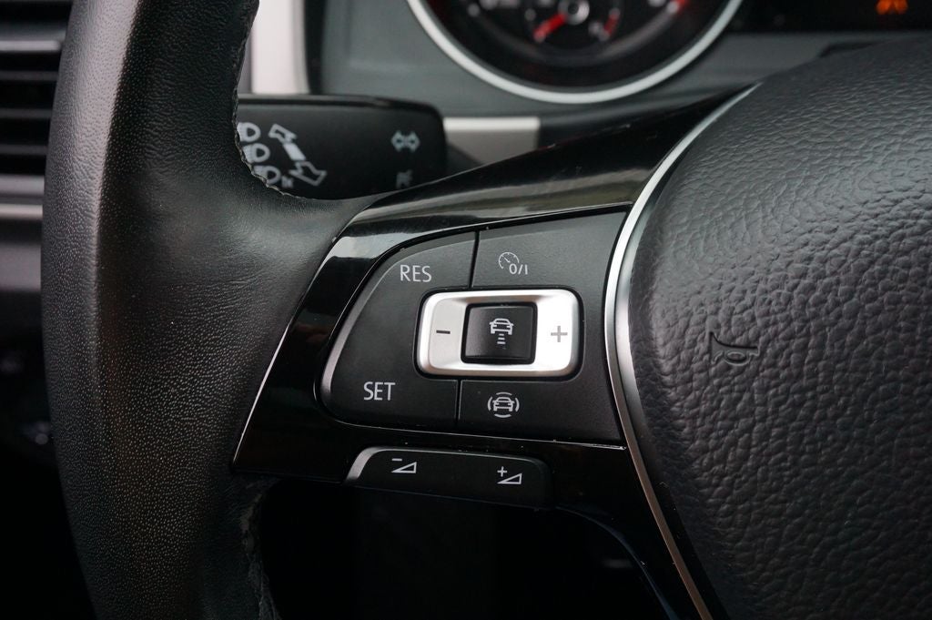 2020 Volkswagen Atlas 3.6L V6 SE w/Technology