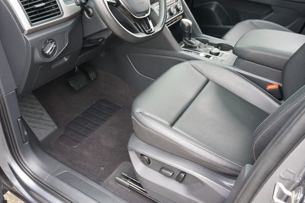 2020 Volkswagen Atlas 3.6L V6 SE w/Technology