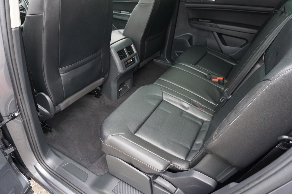 2020 Volkswagen Atlas 3.6L V6 SE w/Technology