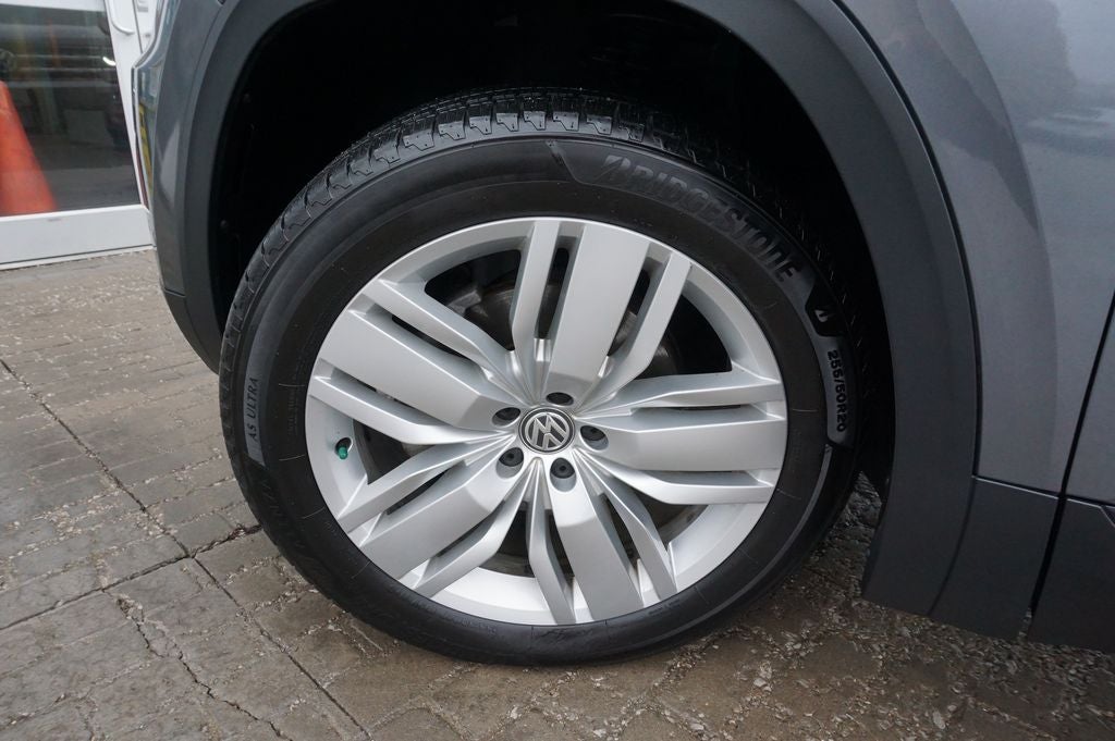 2020 Volkswagen Atlas 3.6L V6 SE w/Technology