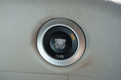 2020 Chrysler Voyager LX