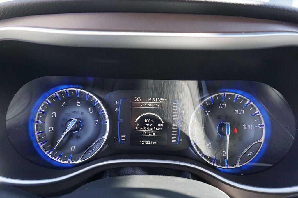 2020 Chrysler Voyager LX