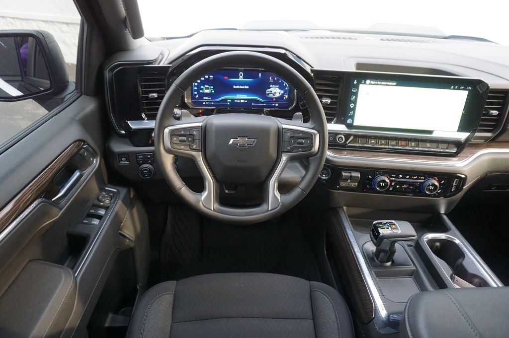 2025 Chevrolet Silverado 1500 LT Trail Boss