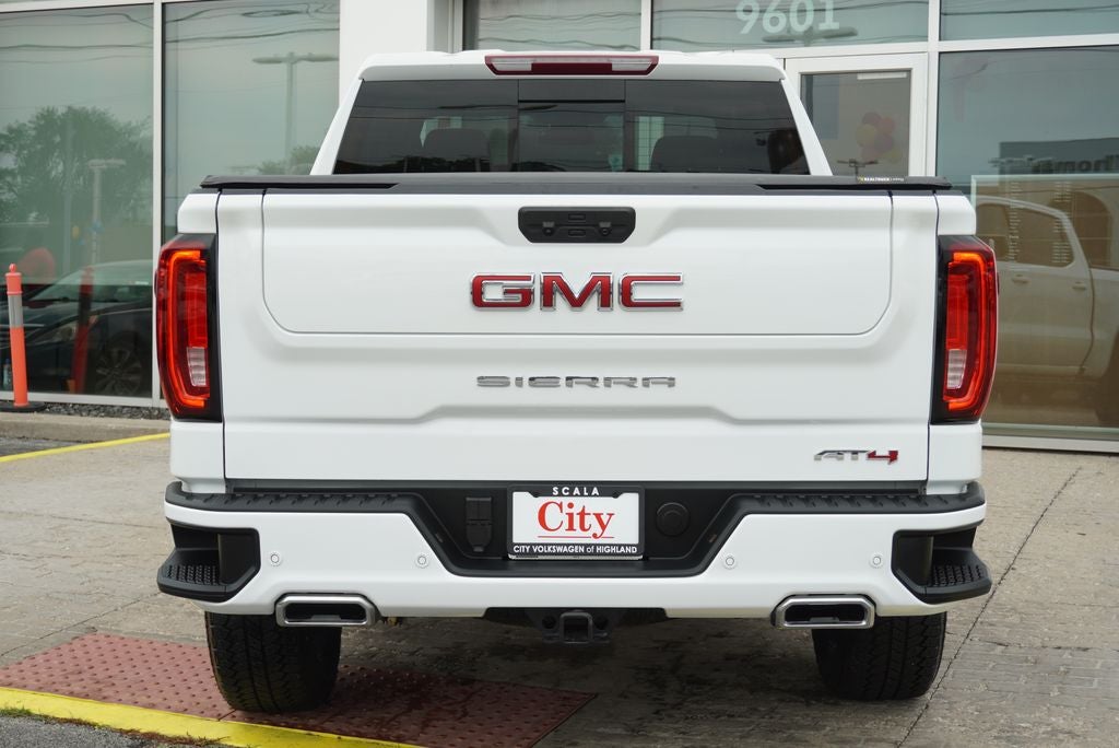 2025 GMC Sierra 1500 AT4