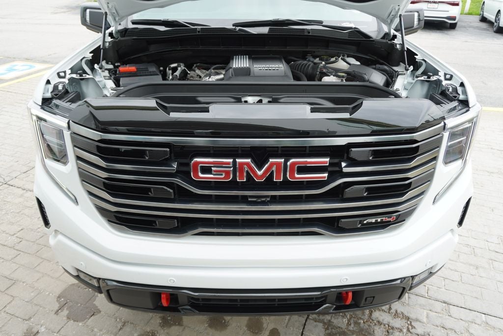 2025 GMC Sierra 1500 AT4