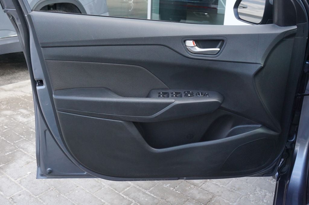 2020 Hyundai Accent SE