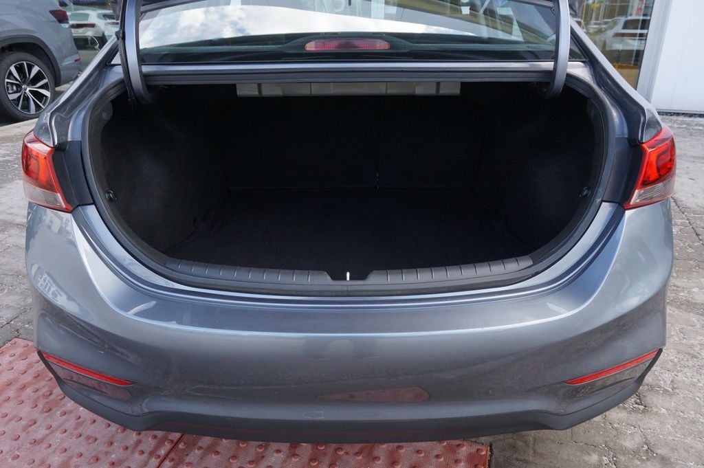 2020 Hyundai Accent SE