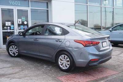 2020 Hyundai Accent SE