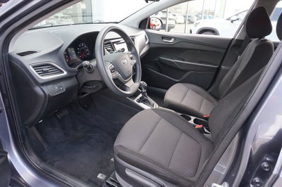 2020 Hyundai Accent SE