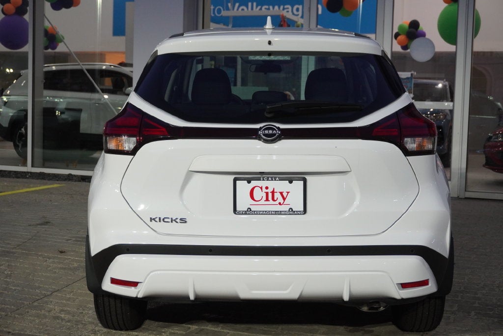 2024 Nissan Kicks S