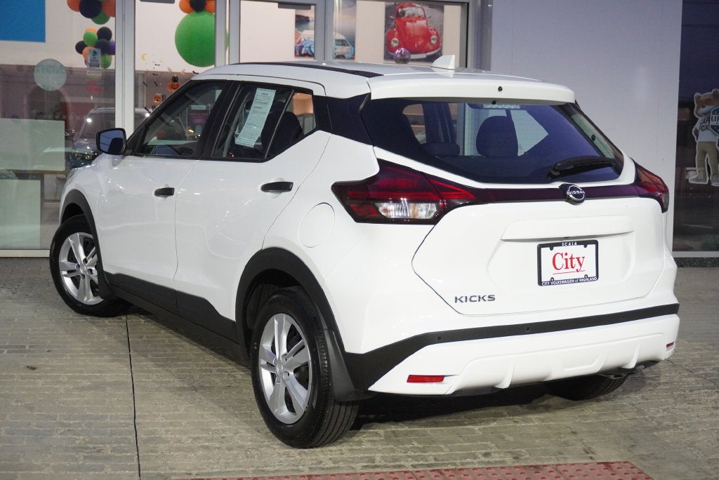 2024 Nissan Kicks S