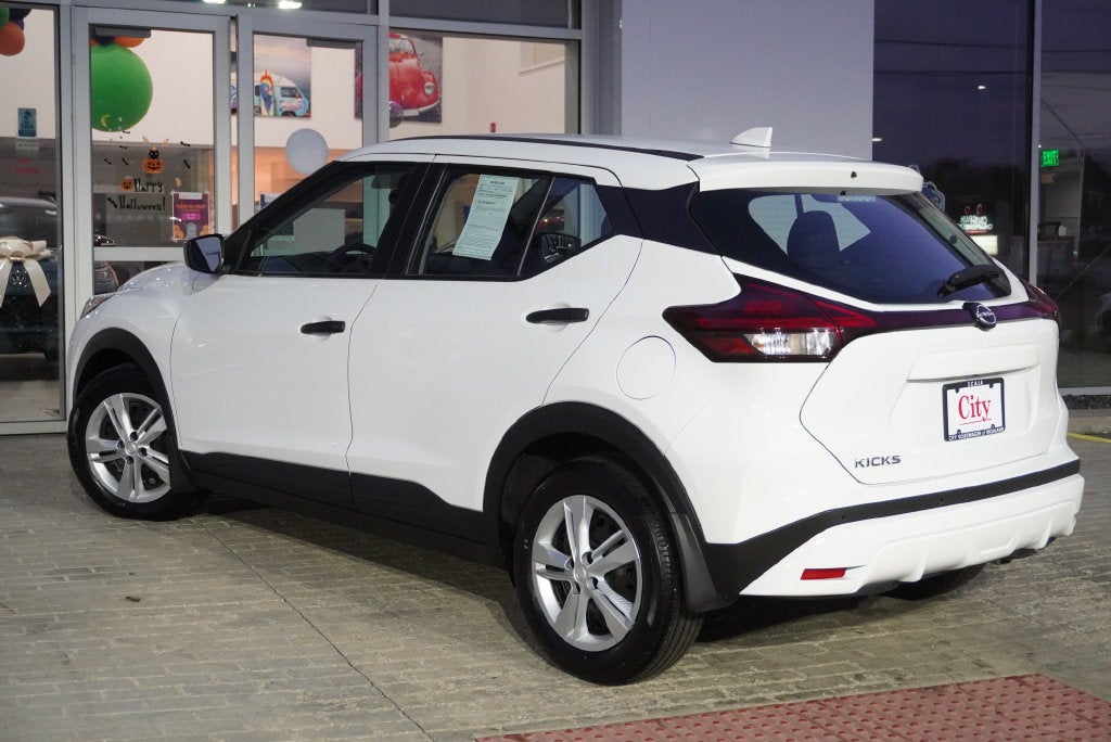 2024 Nissan Kicks S