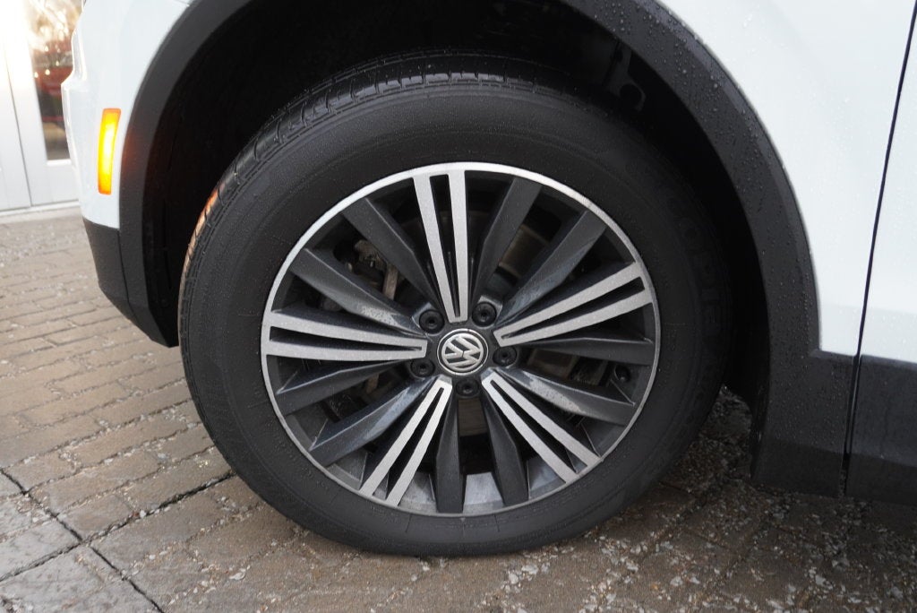 2018 Volkswagen Tiguan 2.0T SEL 4Motion