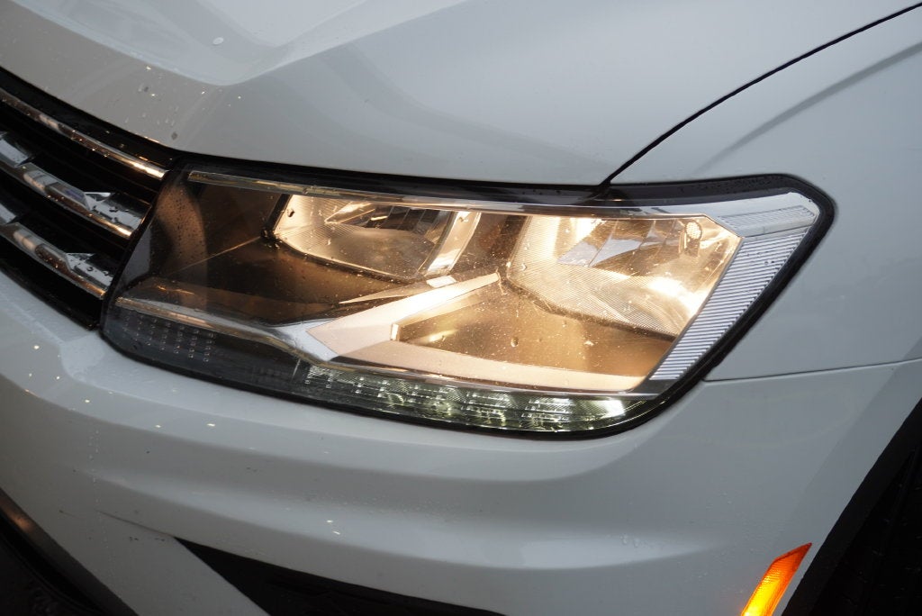 2018 Volkswagen Tiguan 2.0T SEL 4Motion