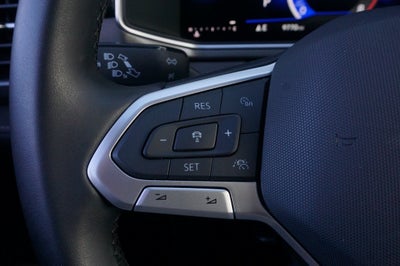 2025 Volkswagen Taos 1.5T SE Black