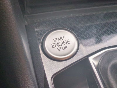 2025 Volkswagen Taos 1.5T SE Black