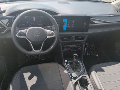 2025 Volkswagen Taos 1.5T SE Black