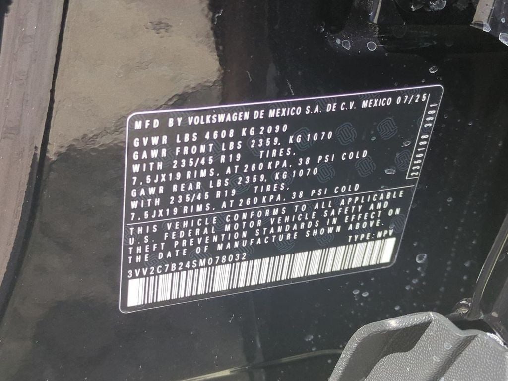 2025 Volkswagen Taos 1.5T SE Black