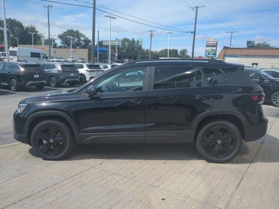 2025 Volkswagen Taos 1.5T SE Black