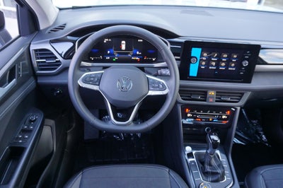 2026 Volkswagen Taos 1.5T SE Black