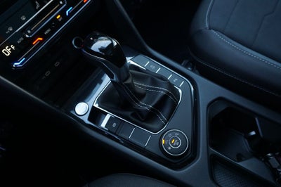 2026 Volkswagen Taos 1.5T SE Black