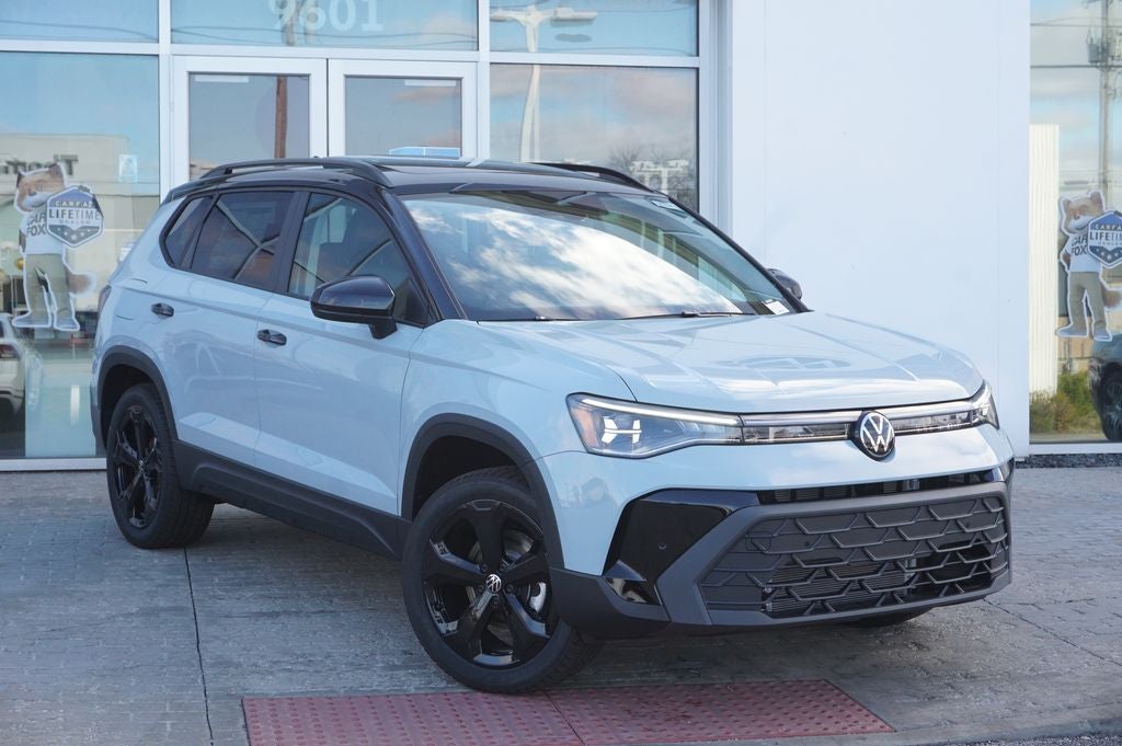 2026 Volkswagen Taos 1.5T SE Black