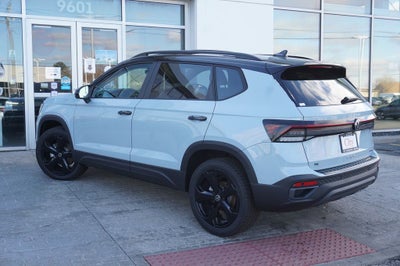 2026 Volkswagen Taos 1.5T SE Black