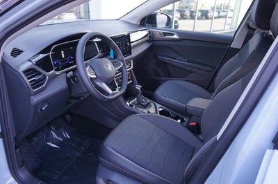 2026 Volkswagen Taos 1.5T SE Black