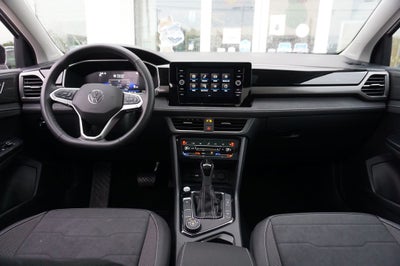 2026 Volkswagen Taos 1.5T SE Black