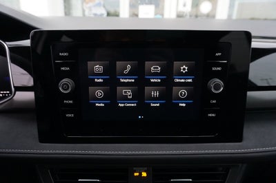 2026 Volkswagen Taos 1.5T SE Black