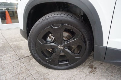 2026 Volkswagen Taos 1.5T SE Black