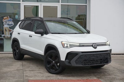 2026 Volkswagen Taos 1.5T SE Black