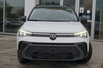 2026 Volkswagen Taos 1.5T SE Black