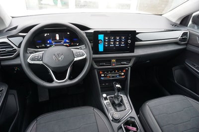 2026 Volkswagen Taos 1.5T SE Black