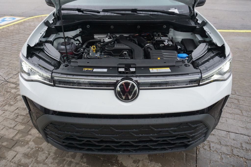 2026 Volkswagen Taos 1.5T SE Black