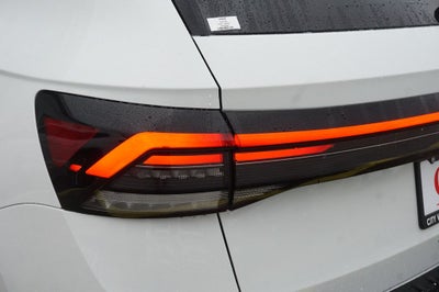 2026 Volkswagen Taos 1.5T SE Black