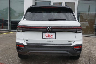 2026 Volkswagen Taos 1.5T SE Black