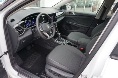 2025 Volkswagen Taos 1.5T SE Black