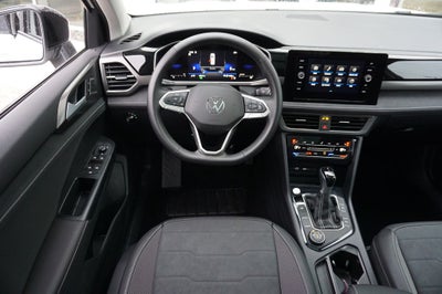 2025 Volkswagen Taos 1.5T SE Black