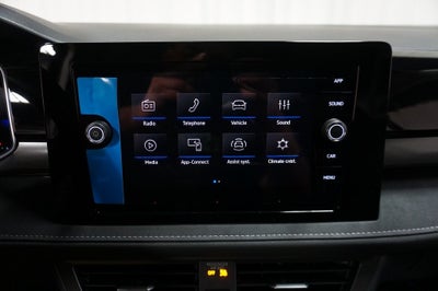 2026 Volkswagen Taos 1.5T SE Black