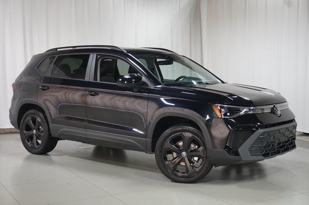 2026 Volkswagen Taos 1.5T SE Black