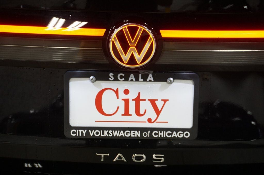 2026 Volkswagen Taos 1.5T SE Black