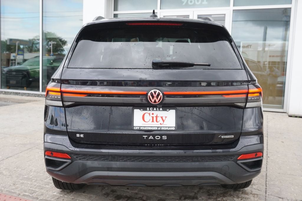 2025 Volkswagen Taos 1.5T SE Black