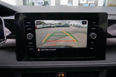 2025 Volkswagen Taos 1.5T SE Black