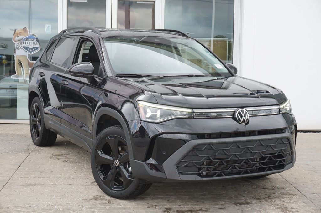 2025 Volkswagen Taos 1.5T SE Black
