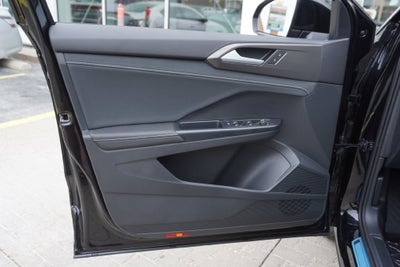 2027 Volkswagen Taos 1.5T SE Black